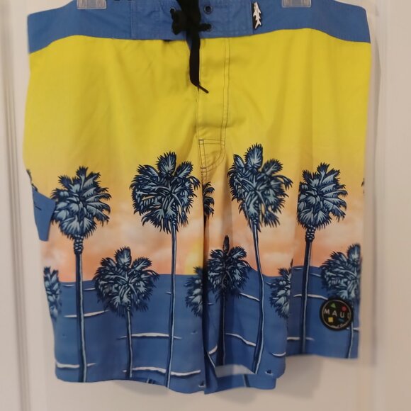 Maui & Sons Swim Trunks Mens Size XL Blue/Yellow Hawaiian - Picture 2 of 6